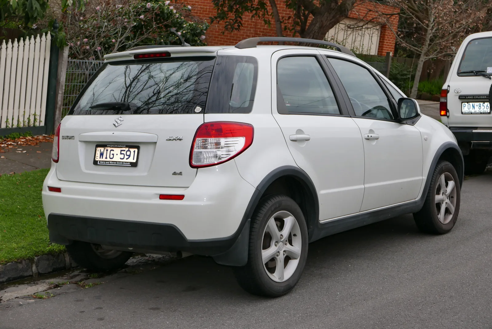 Австралийский Suzuki SX4 S 4WD, вид сзади