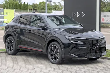 Alfa Romeo Junior, вид спереди