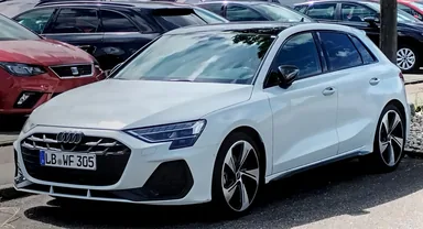 Audi A3 8Y — фотография автомобиля