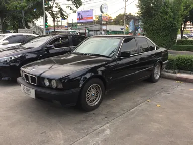 Седан BMW 525i E34 1994–1995 годов