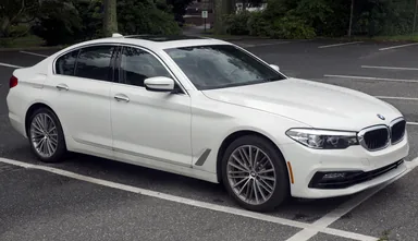 BMW 5 Series G30 — фотография автомобиля