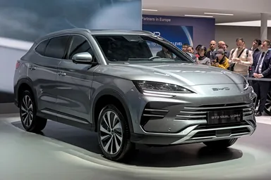 BYD Seal U — фотография автомобиля