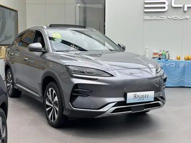 BYD Song Plus EV Champion Edition, 2023: иллюстрация кузова семейства Champion / Honor. Оснащение конкретного Honor 2024 может отличаться.