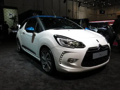 DS 3 первого поколения с фарами LED Xenon