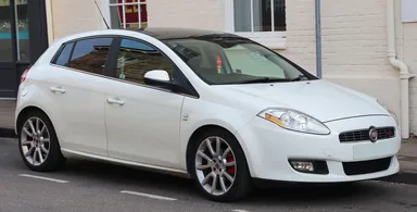 Fiat Bravo II — фотография автомобиля
