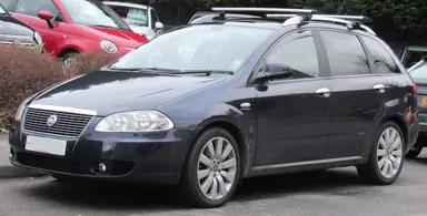 Fiat Croma второго поколения до рестайлинга