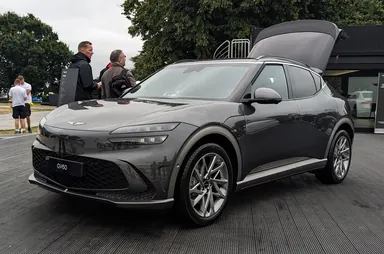 Genesis GV60 до обновления
