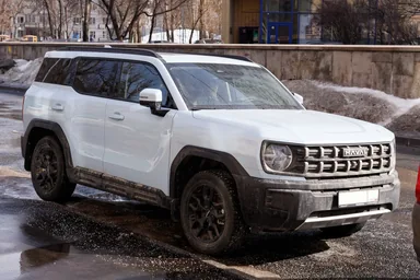 Haval H3 с прежней решёткой радиатора, вид спереди