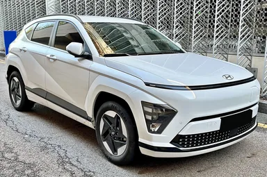 Hyundai Kona Electric SX2 — вид спереди