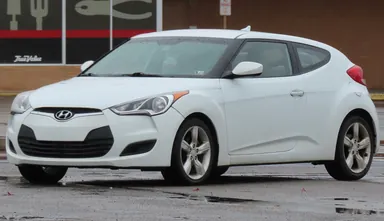 Hyundai Veloster FS MY2012, вид спереди