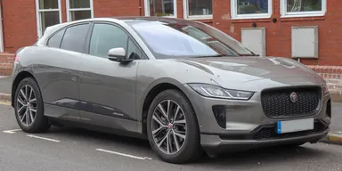 Jaguar I-Pace EV400 S 2018 года