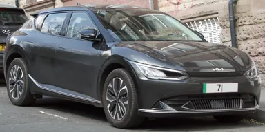 Kia EV6 — фотография автомобиля