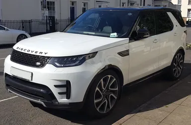 Land Rover Discovery V HSE TD6 2017 года
