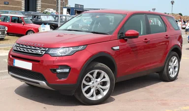 Land Rover Discovery Sport — фотография автомобиля
