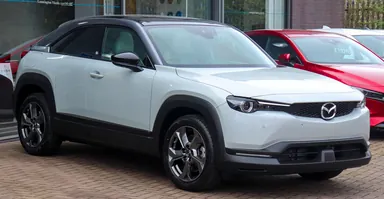 Электрическая Mazda MX-30 2021 года