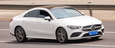Белый Mercedes-Benz CLA C118