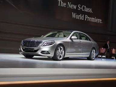 Mercedes-Benz S-Class W222 — фотография автомобиля