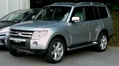 Mitsubishi Pajero IV — фотография автомобиля