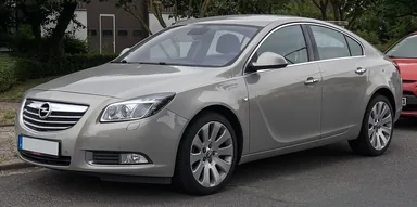 Opel Insignia A — фотография автомобиля