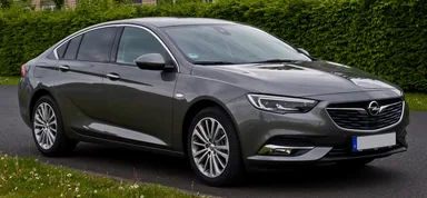 Opel Insignia B — фотография автомобиля