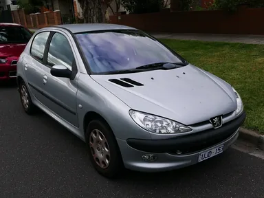Peugeot 206 — фотография автомобиля
