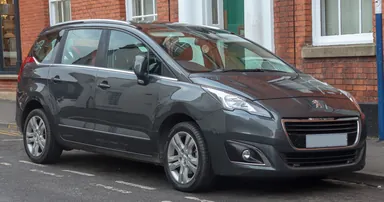 Peugeot 5008 первого поколения после рестайлинга