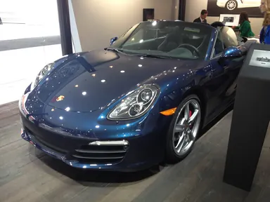 Porsche Boxster S 981 на автосалоне в Детройте