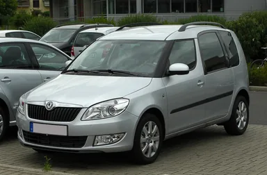 Skoda Roomster — фотография автомобиля