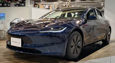 Tesla Model 3 Highland — фотография автомобиля
