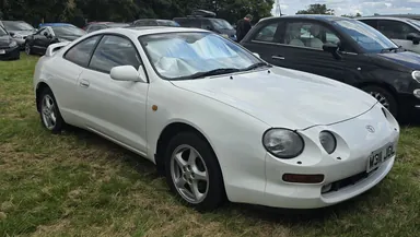 Toyota Celica T200 GT 1994 года, вид спереди
