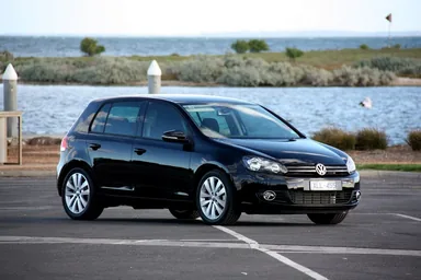 Volkswagen Golf VI — фотография автомобиля