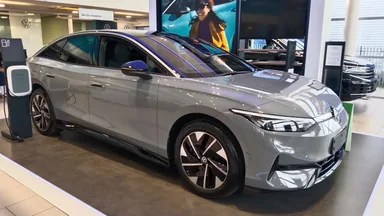 Volkswagen ID.7 — фотография автомобиля