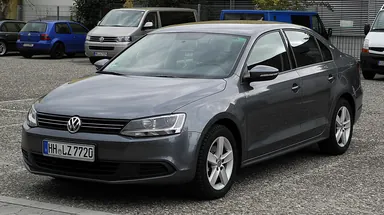 Европейский Volkswagen Jetta VI 1.6 TDI Comfortline