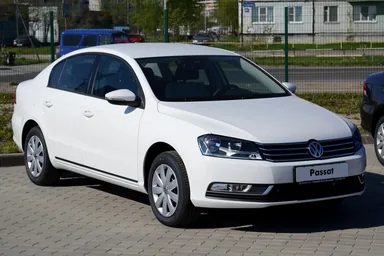Volkswagen Passat B7 — фотография автомобиля