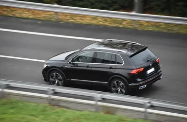 Volkswagen Tiguan II — фотография автомобиля