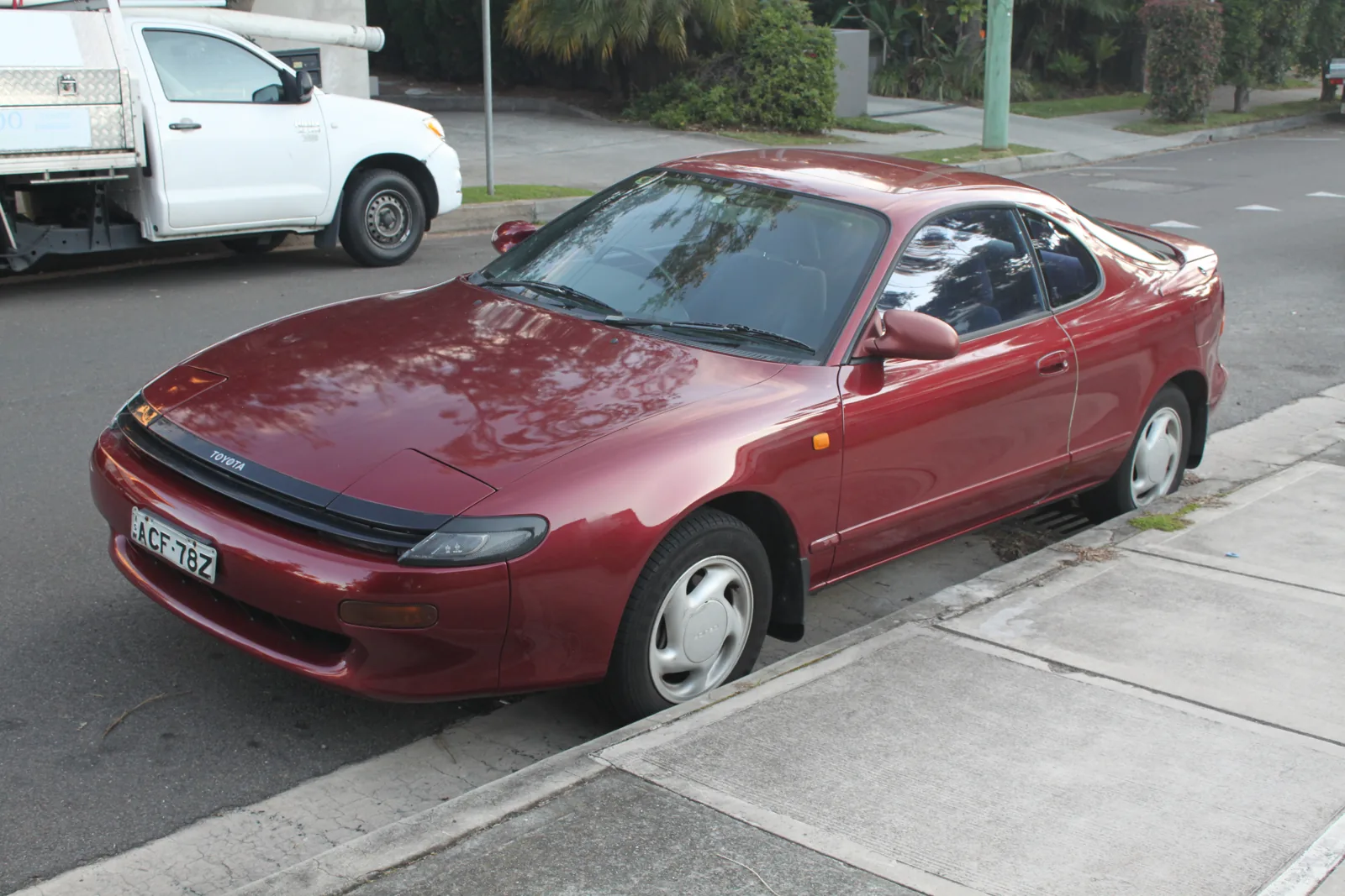 Toyota Celica T180 SX 1991 года, вид спереди