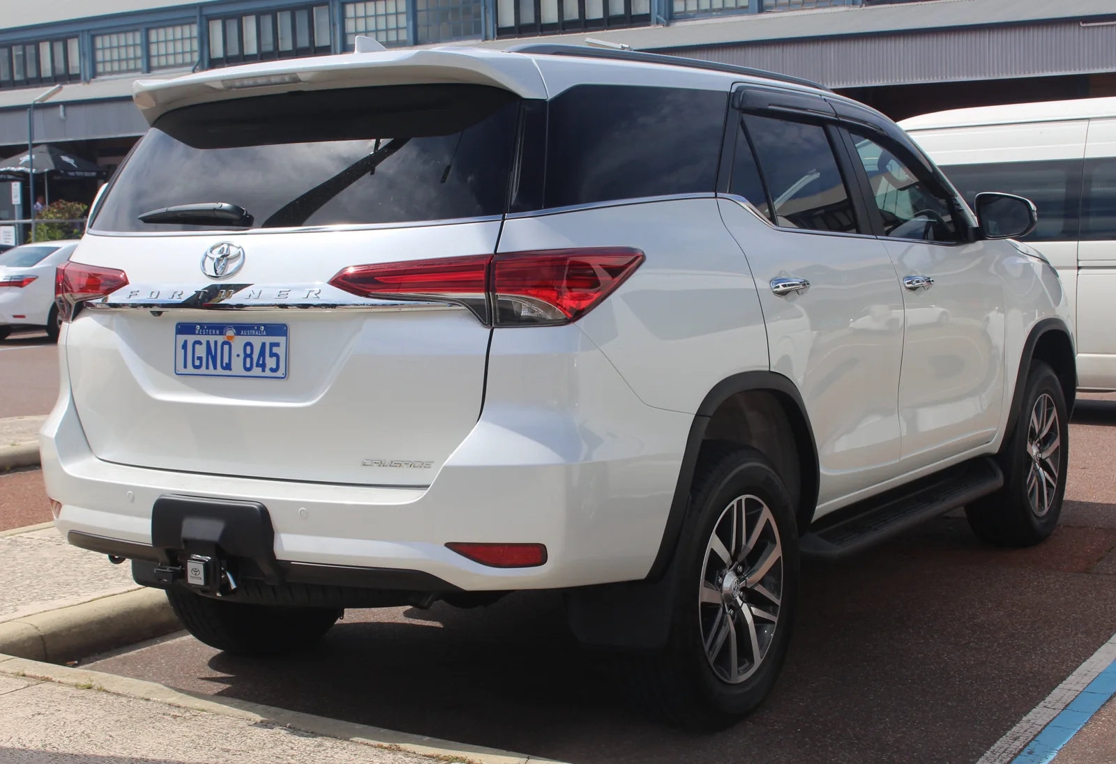 Toyota Fortuner Crusade 2018 года, вид сзади