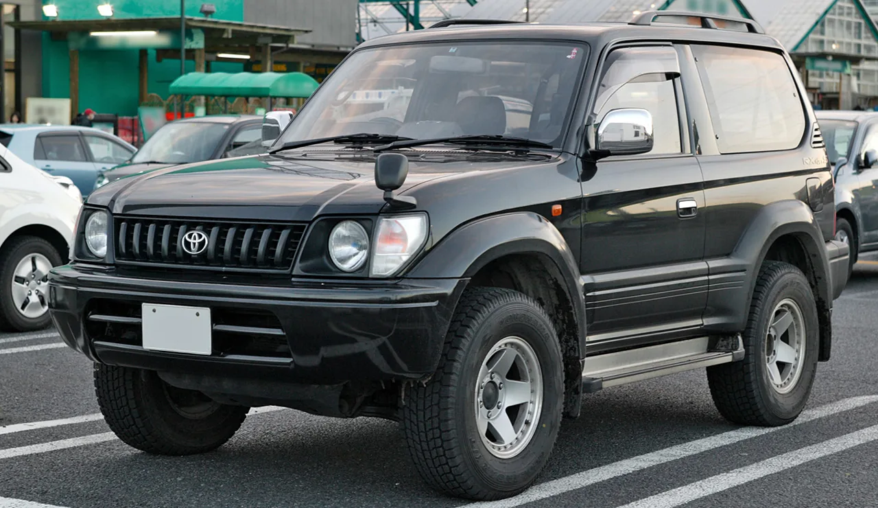 Короткий Toyota Land Cruiser Prado J90