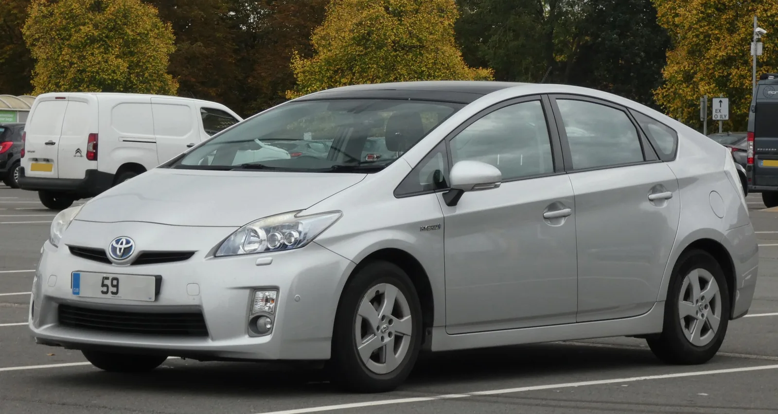 Toyota Prius XW30 — фотография автомобиля