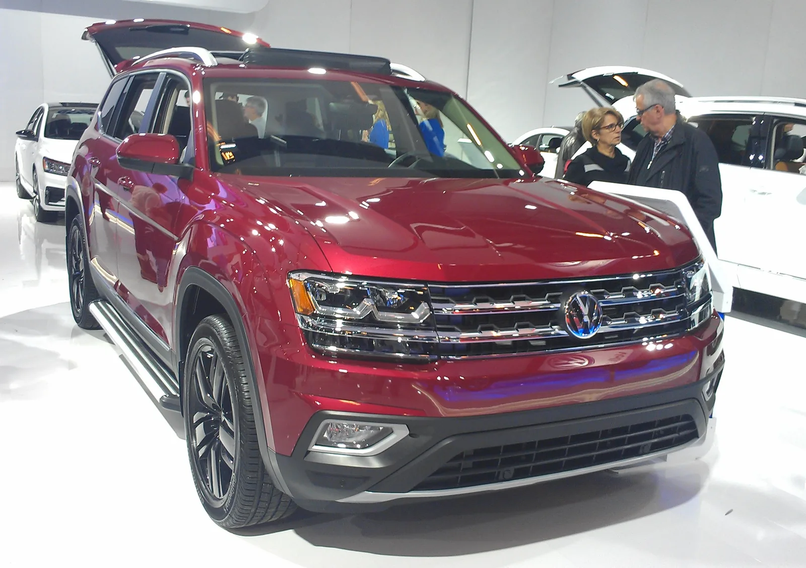 Volkswagen Atlas первого поколения до рестайлинга