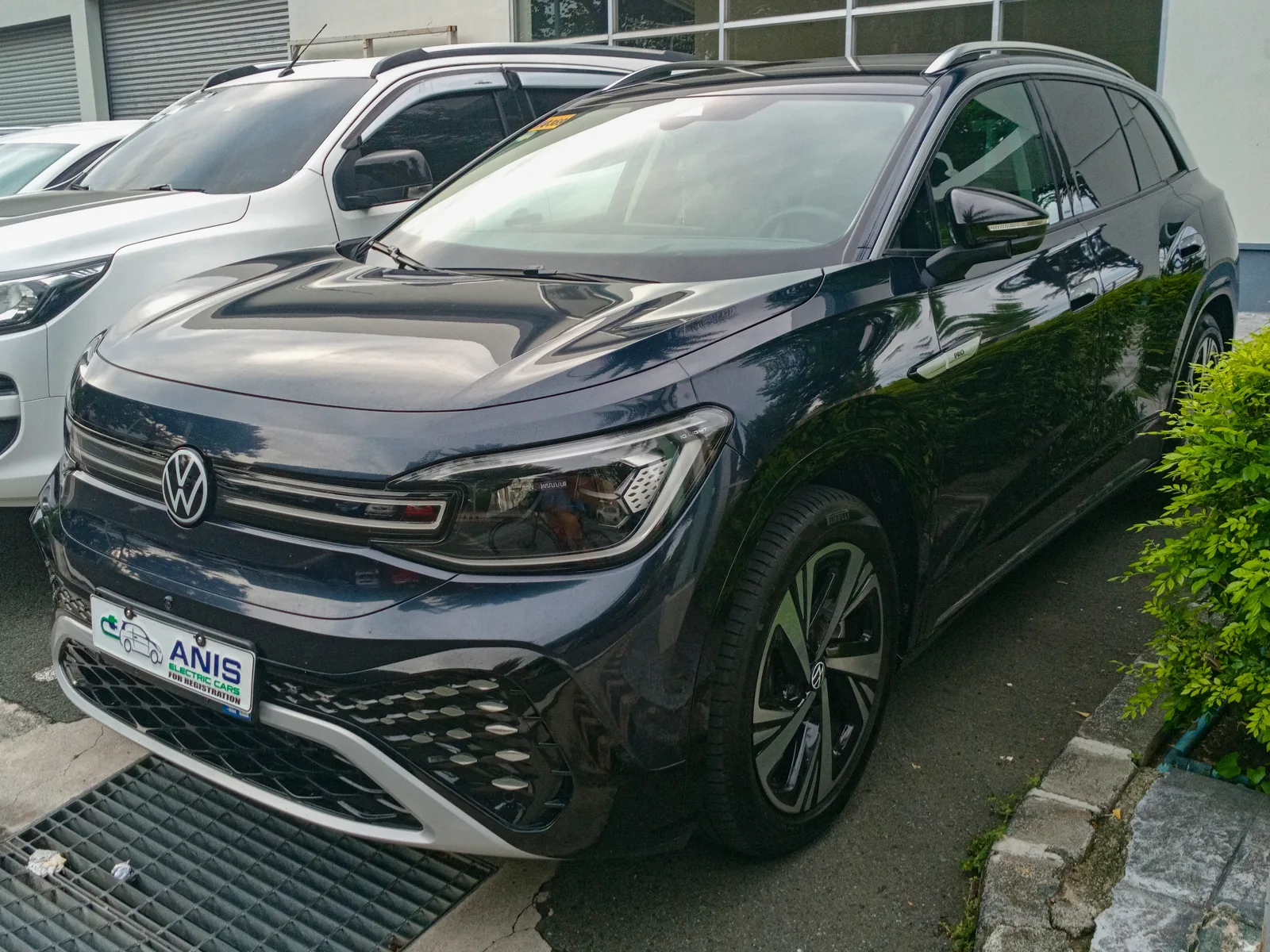 Volkswagen ID.6 — фотография автомобиля
