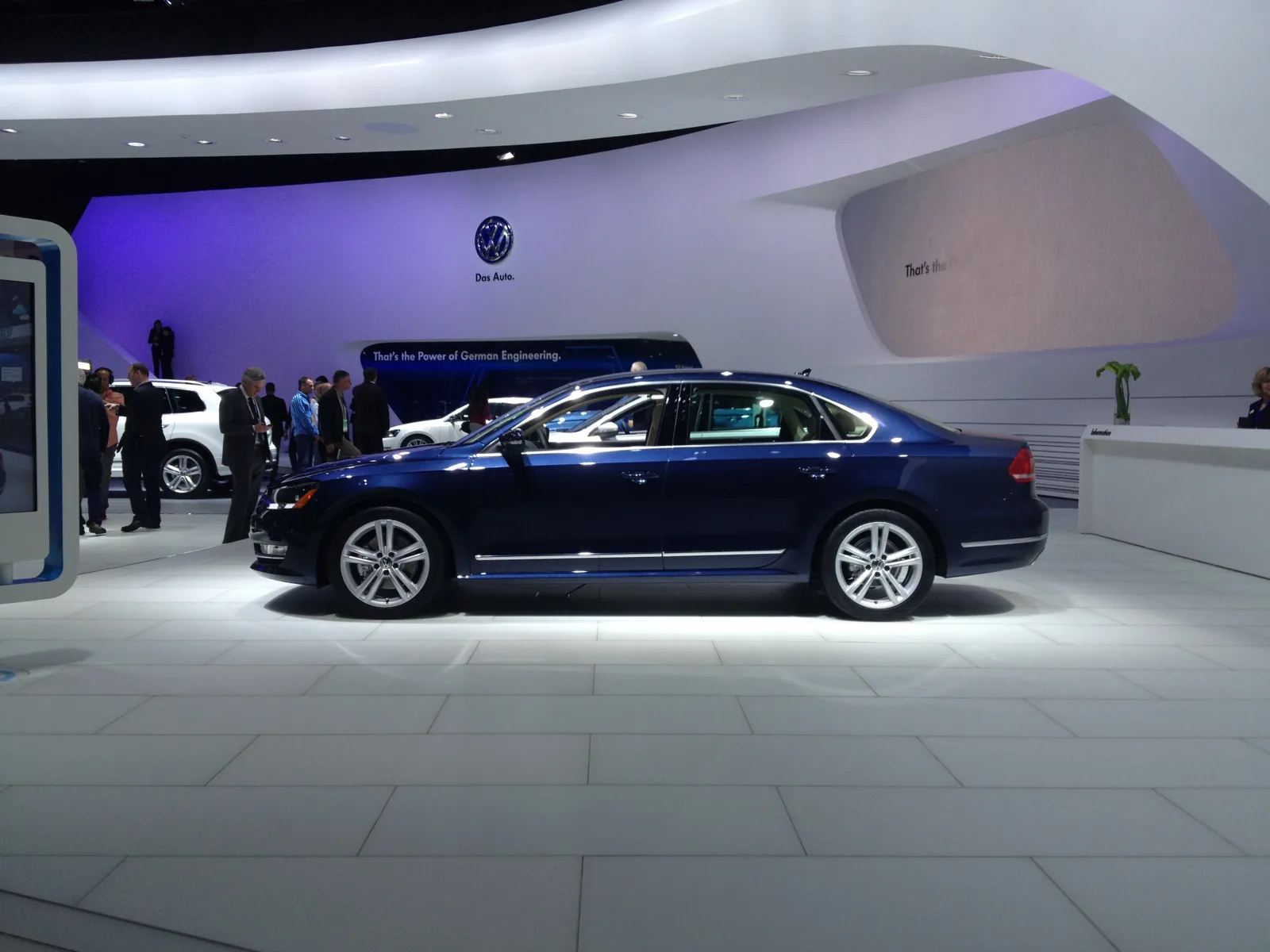 Американский Volkswagen Passat NMS, вид сбоку