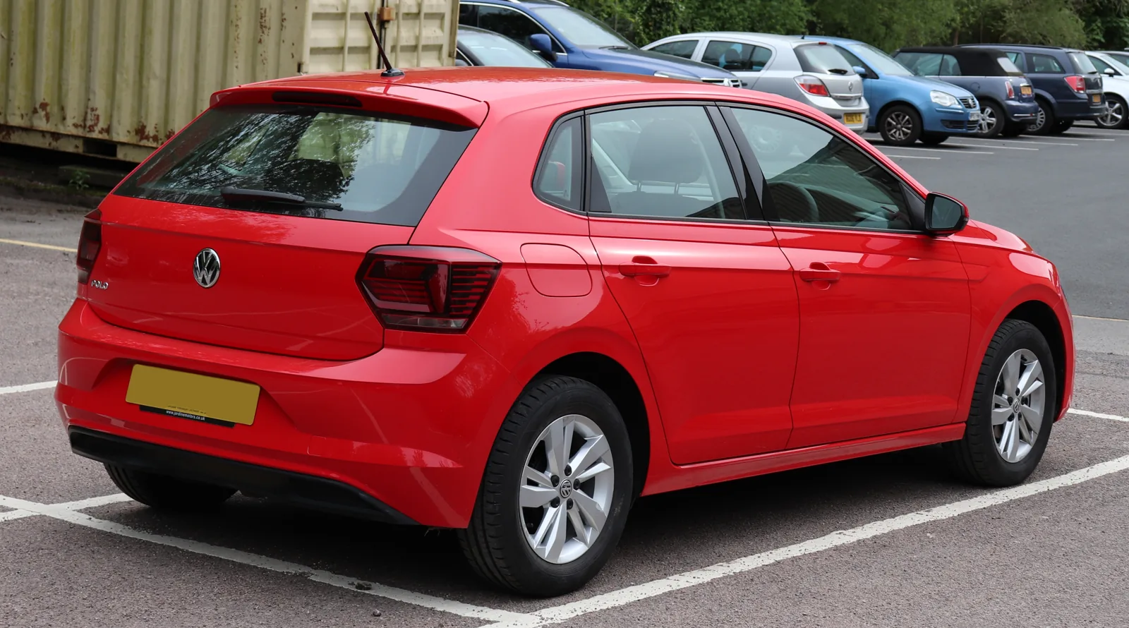 Volkswagen Polo AW 1.0 SE 2018 года, вид сзади