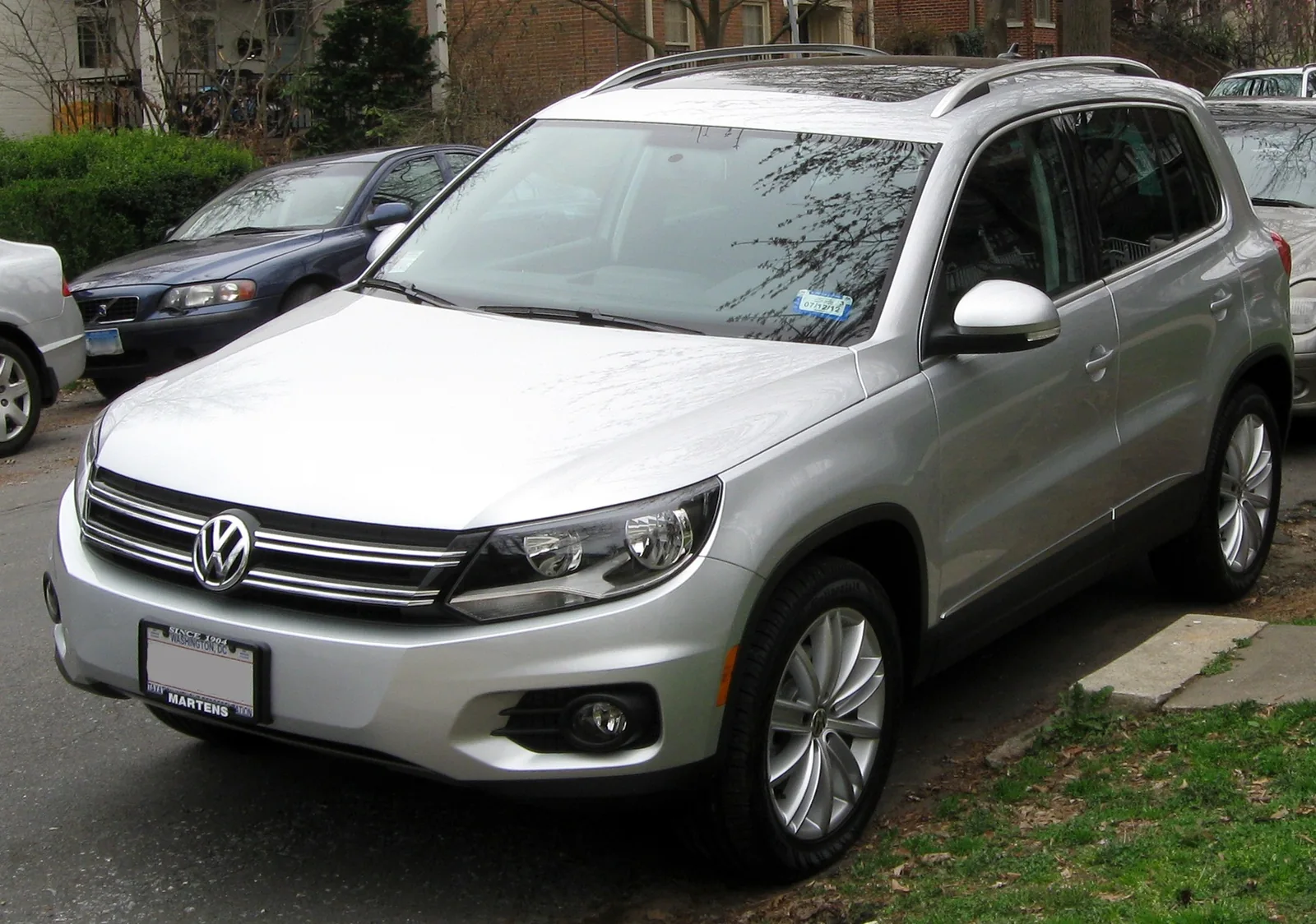 Volkswagen Tiguan I — фотография автомобиля