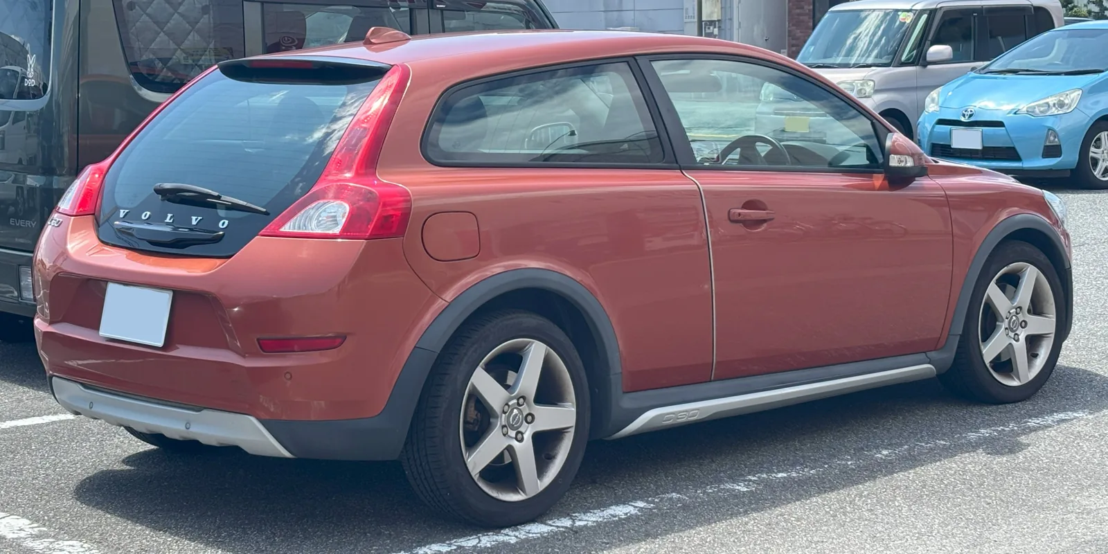 Рестайлинговый Volvo C30, вид сзади
